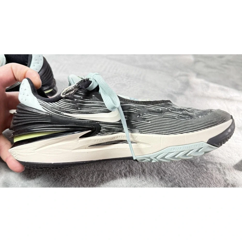 Nike‎ Zoom G.T. Cut 2 Shoes Womens Size 9.5 Gray Basketball Sneakers FQ8706-300
